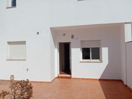 Casa en venta en Villamanrique de la Condesa photo 0