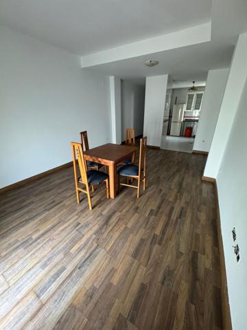 Piso a la venta en Sanlúcar La Mayor photo 0