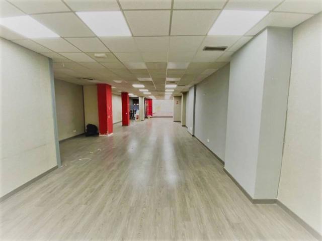 Local En venta en Alcorcon photo 0