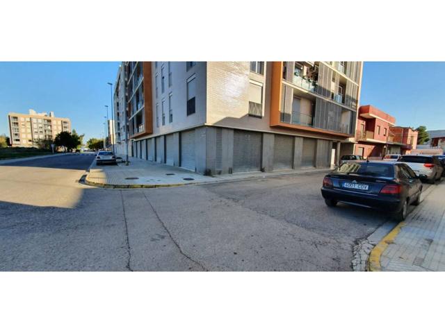 Local en venta en Carlet photo 0