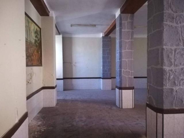 Local En venta en Alcoi photo 0
