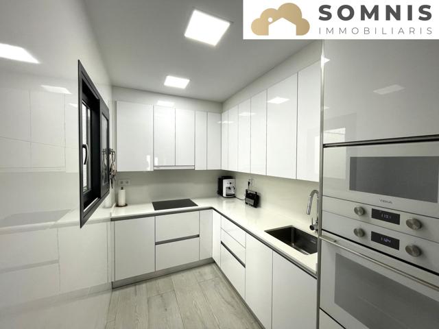 Unifamiliar adosada - Terrassa photo 0