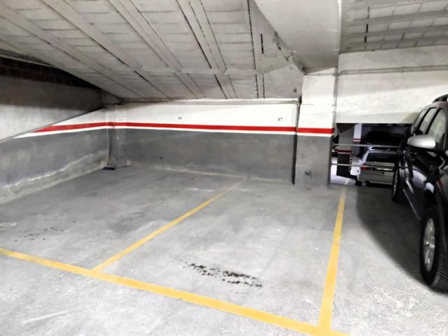 Parking En venta en El Masnou photo 0