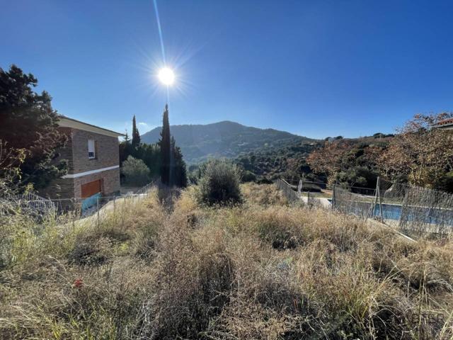 Solar urbano de 887 m² con proyecto aprobado en Sant Feliu de Codines – Desde 100.000€ photo 0