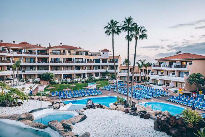 Local Hotel Royal Park Albatros photo 0