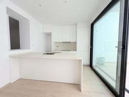 Casa En venta en Terrassa photo 0