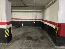 Parcela de garaje con trastero photo 0