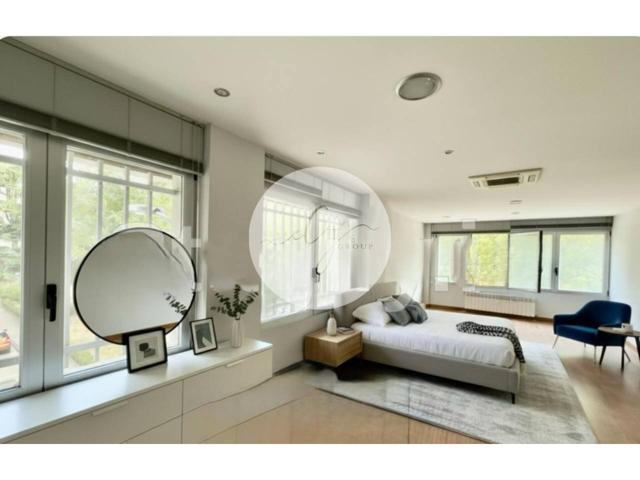 Gran espacio para desarrollar tu proyecto empresarial en el corazón de Burgos. POSIBILIDAD DE CAMBIO DE USO PARA HACERSE photo 0