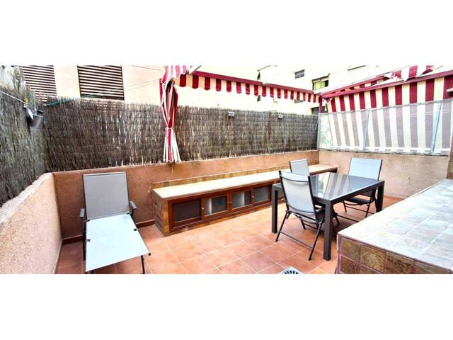 Venta de piso con terraza y urbanización en Alicante - Alacant photo 0