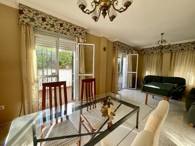 Piso En venta en Dos Hermanas photo 0