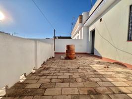 Casa En venta en Dos Hermanas photo 0