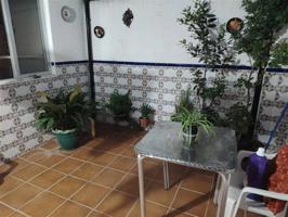 Ref. 232 Casa de dos plantas con patio en zona tranquila y céntrica de Ronda photo 0
