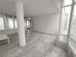 Disponible local en alquiler en el centro de El Puerto de Santa María photo 0