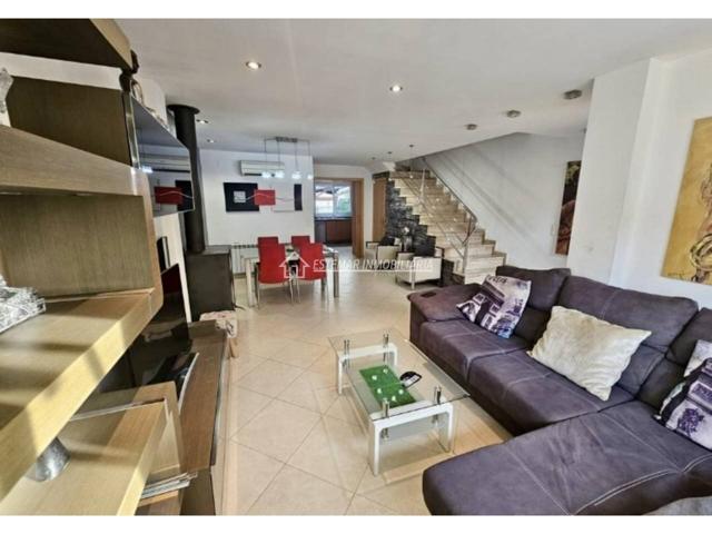 Casa adosada en venta en Almoines photo 0