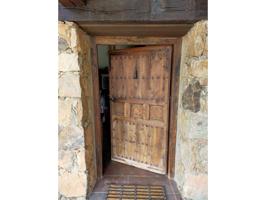 Chalet rustico en venta en Garganta de los Hornos photo 0