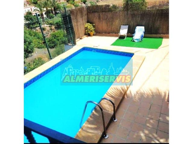 Chalet en venta en El Cid photo 0