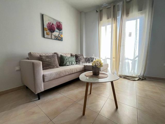 Piso en venta en Roquetas de Mar photo 0