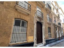 Venta de una casa en Cádiz Capital photo 0