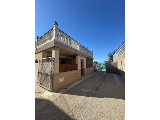 Chalet adosado photo 0