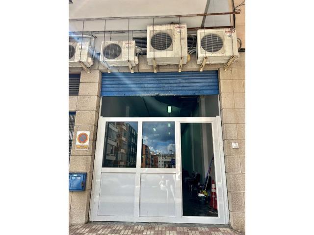 Local En venta en Santa Cruz De Tenerife photo 0