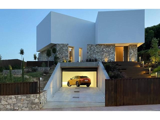 Chalet en venta en Teià photo 0