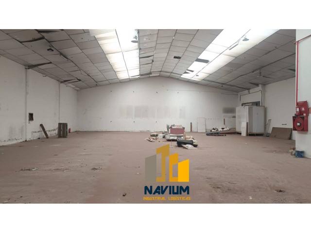 Navium vende nave comercial-industrial en el PI Nogal de Algete con fachada a carretera. photo 0