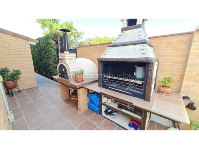 Piso En venta en Casarrubuelos photo 0