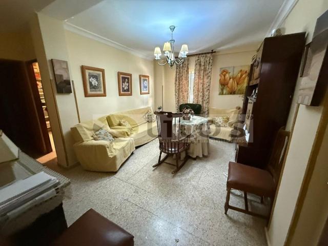 Piso En venta en Dos Hermanas photo 0