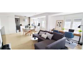 Apartamento con reforma de calidad photo 0