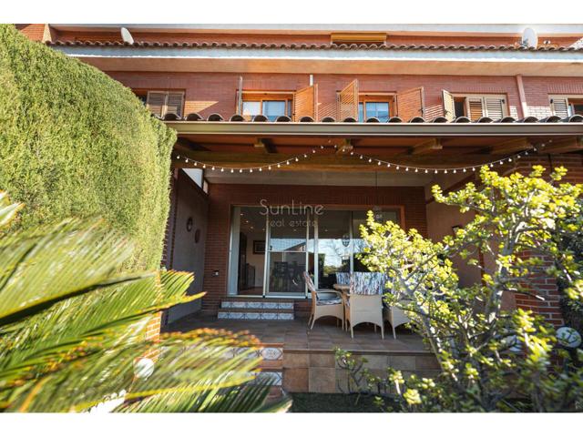 Casa moderna en una urbanización de prestigio photo 0