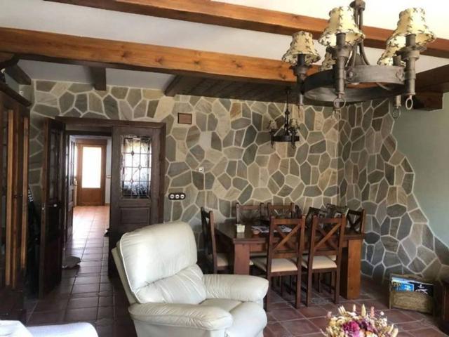 Villa En venta en Madridejos photo 0