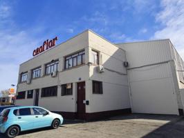 INMOANNY VENDE ESPECTACULAR NAVE EN PINTO!! photo 0