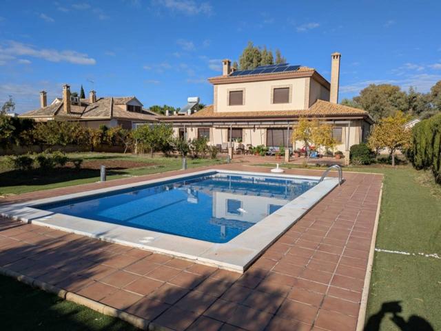 CHALET EN VENTA - URBANIZACIÓN LA CRUZ photo 0