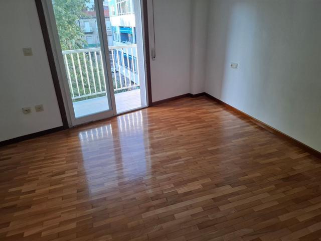 Piso En alquiler en Ourense photo 0