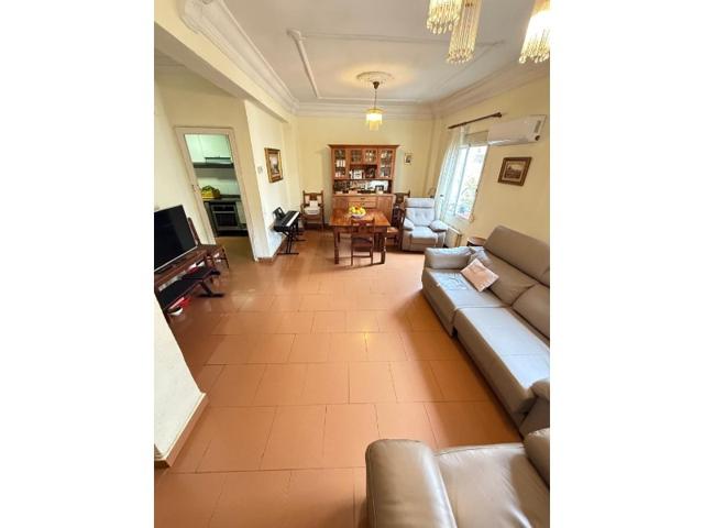 Piso En venta en La Petxina, Valencia photo 0