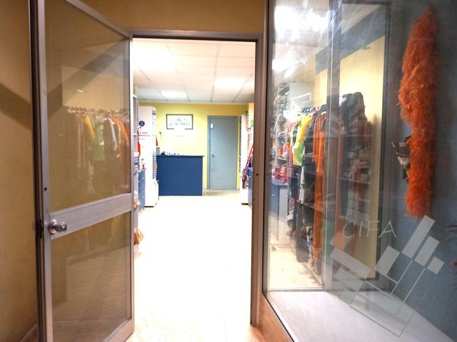 SE VENDE LOCAL COMERCIAL EN EL CENTRO DE VINARÓS photo 0