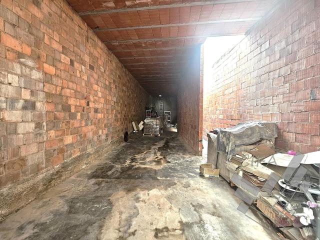 SOLAR Y COCHERA EN VENTA photo 0