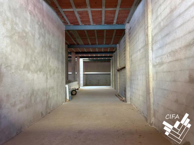 Almacén en alquiler en ubicación céntrica photo 0