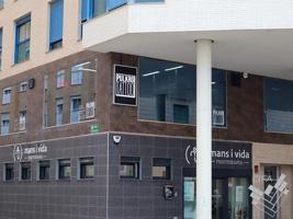 LOCAL COMERCIAL EN ALQUILER – UBICACIÓN CÉNTRICA Y GRAN VISIBILIDAD photo 0