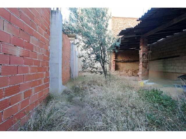 Terreno urbano 100 m2 en venta en Llombai (Valencia) photo 0