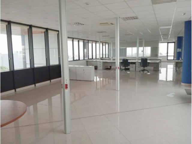 Oficina de aproximadamente 500 m2 photo 0