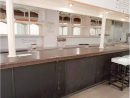 Local bien situado photo 0