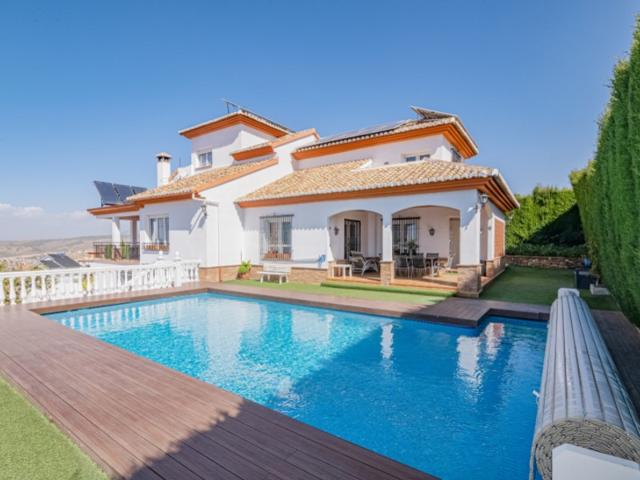 Piso En venta en Monachil photo 0