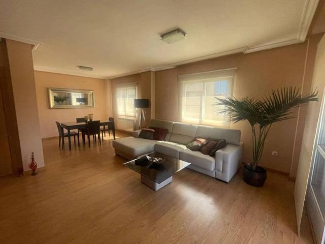 Piso En venta en Plasencia photo 0