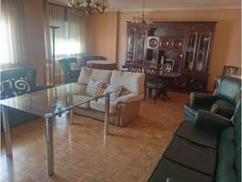 Piso En venta en Plasencia photo 0