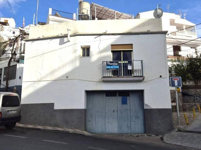 Chalet en venta en Cómpeta photo 0