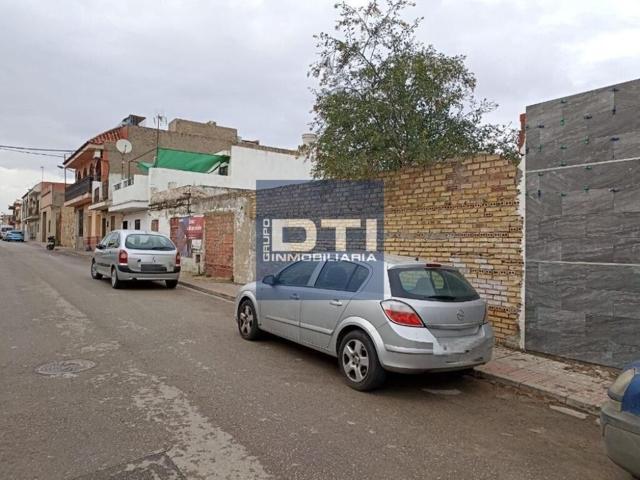 RFA.3103 Terreno urbano para construir en venta en c. verdiales, 161, Dos Hermanas, Sevilla photo 0