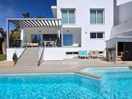 Villa En venta en Fuengirola photo 0