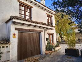 Vive la luz y la calma en el pueblo más blanco de Madrid photo 0