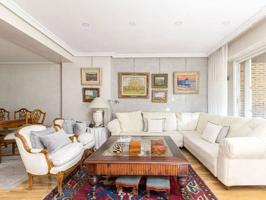 Casa En venta en Madrid photo 0